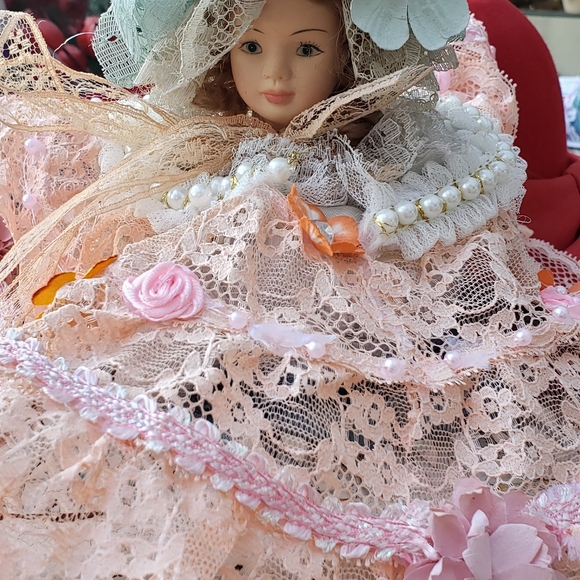 Victorian doll head pin foam cushion - Picture 4 of 8